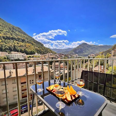 サン・クロードLa Capucine - Lumineux Avec Balcon Et Parkingアパートメント エクステリア 写真